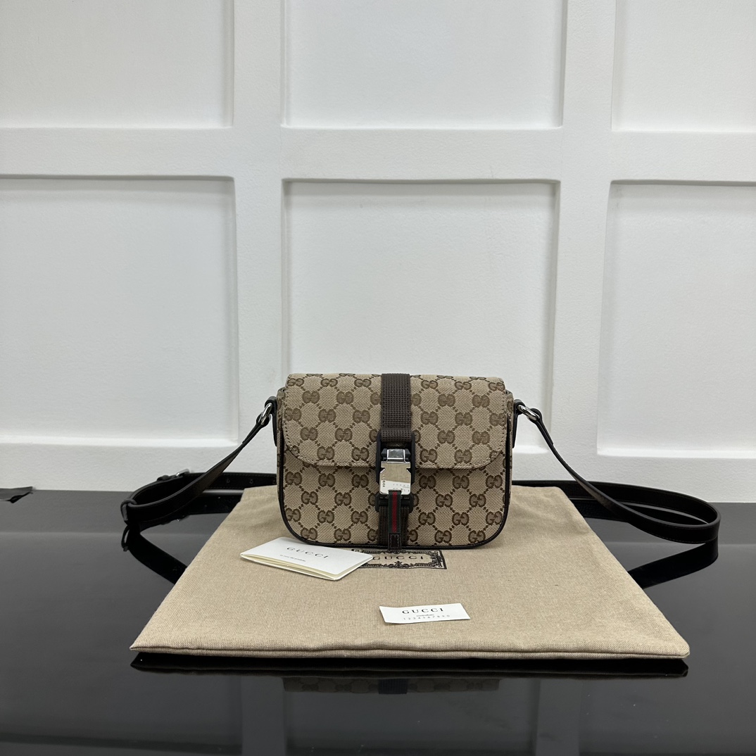 Gucci Satchel Bags